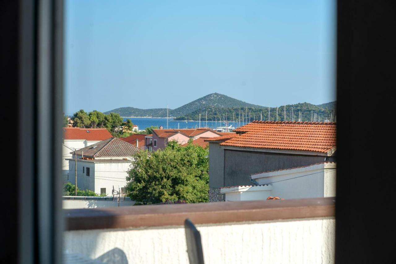 Apartments Tonci Tribalj Esterno foto